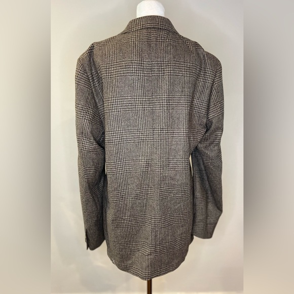 The Italian Flannel Bedford Jacket - Picture 6 of 9